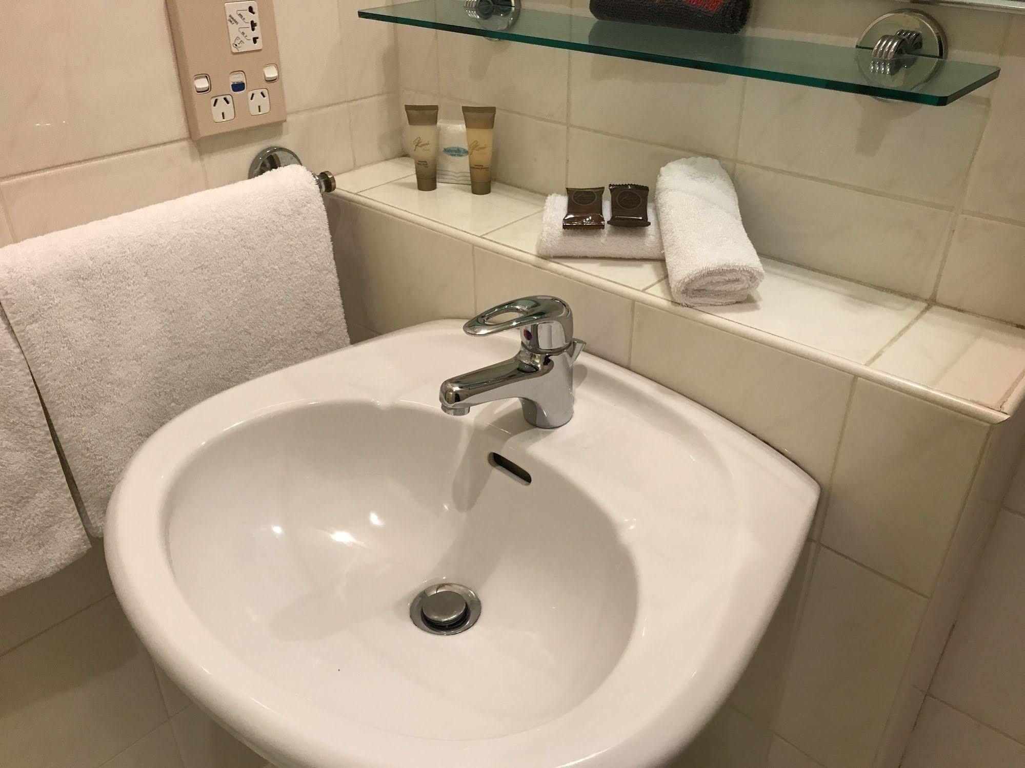 جيسبورن Pacific Harbour Motor Inn المظهر الخارجي الصورة
